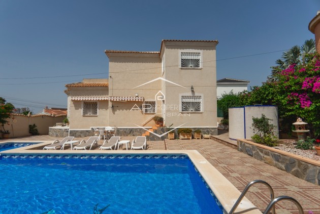 Resale - Villa - Detached -
Ciudad Quesada - Campo De Golf La Marquesa