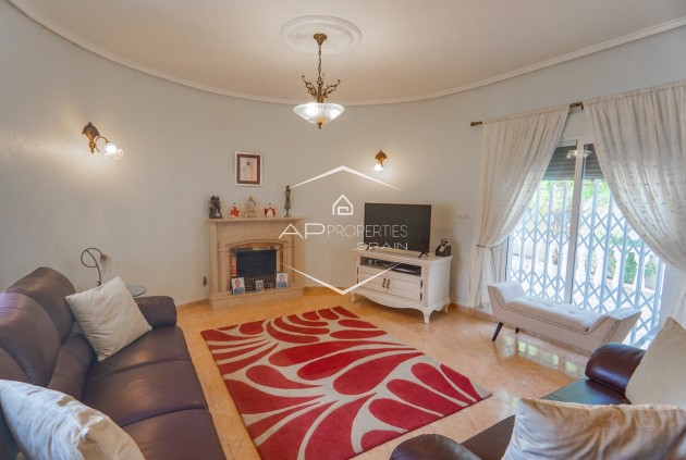 Resale - Villa - Detached -
Ciudad Quesada - Campo De Golf La Marquesa