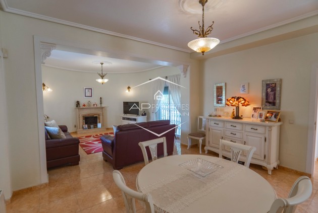 Resale - Villa - Detached -
Ciudad Quesada - Campo De Golf La Marquesa