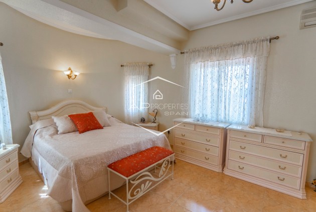 Resale - Villa - Detached -
Ciudad Quesada - Campo De Golf La Marquesa