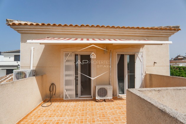 Resale - Villa - Detached -
Ciudad Quesada - Campo De Golf La Marquesa