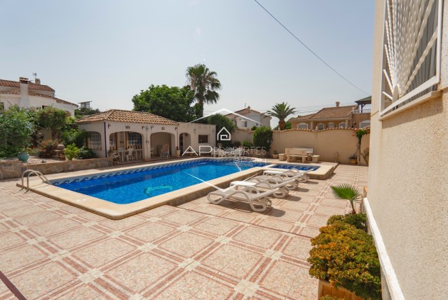 Resale - Villa - Detached -
Ciudad Quesada - Campo De Golf La Marquesa