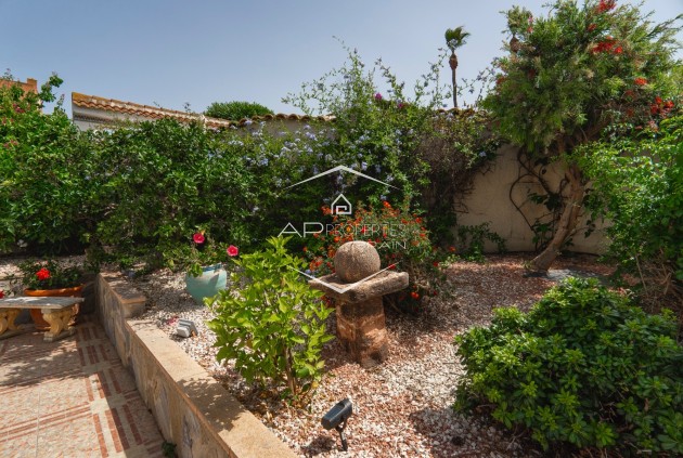 Resale - Villa - Detached -
Ciudad Quesada - Campo De Golf La Marquesa