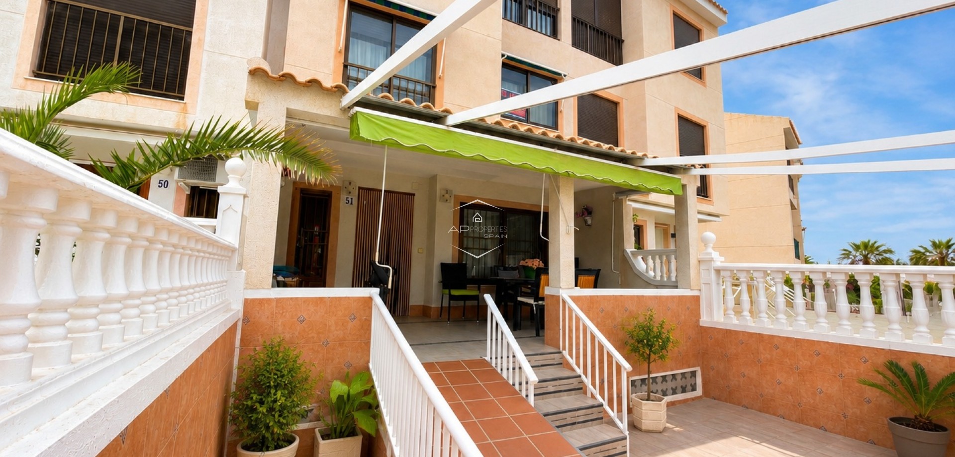 Resale - Townhouse -
Guardamar del Segura - Guardamar pueblo