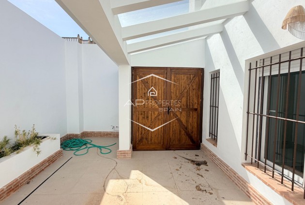 Reventa - Adosado -
Catral