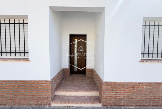 Reventa - Adosado -
Catral
