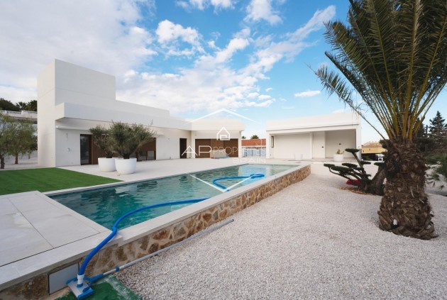 Nieuwbouw Woningen - Villa - Vrijstaand -
Benejúzar - alta