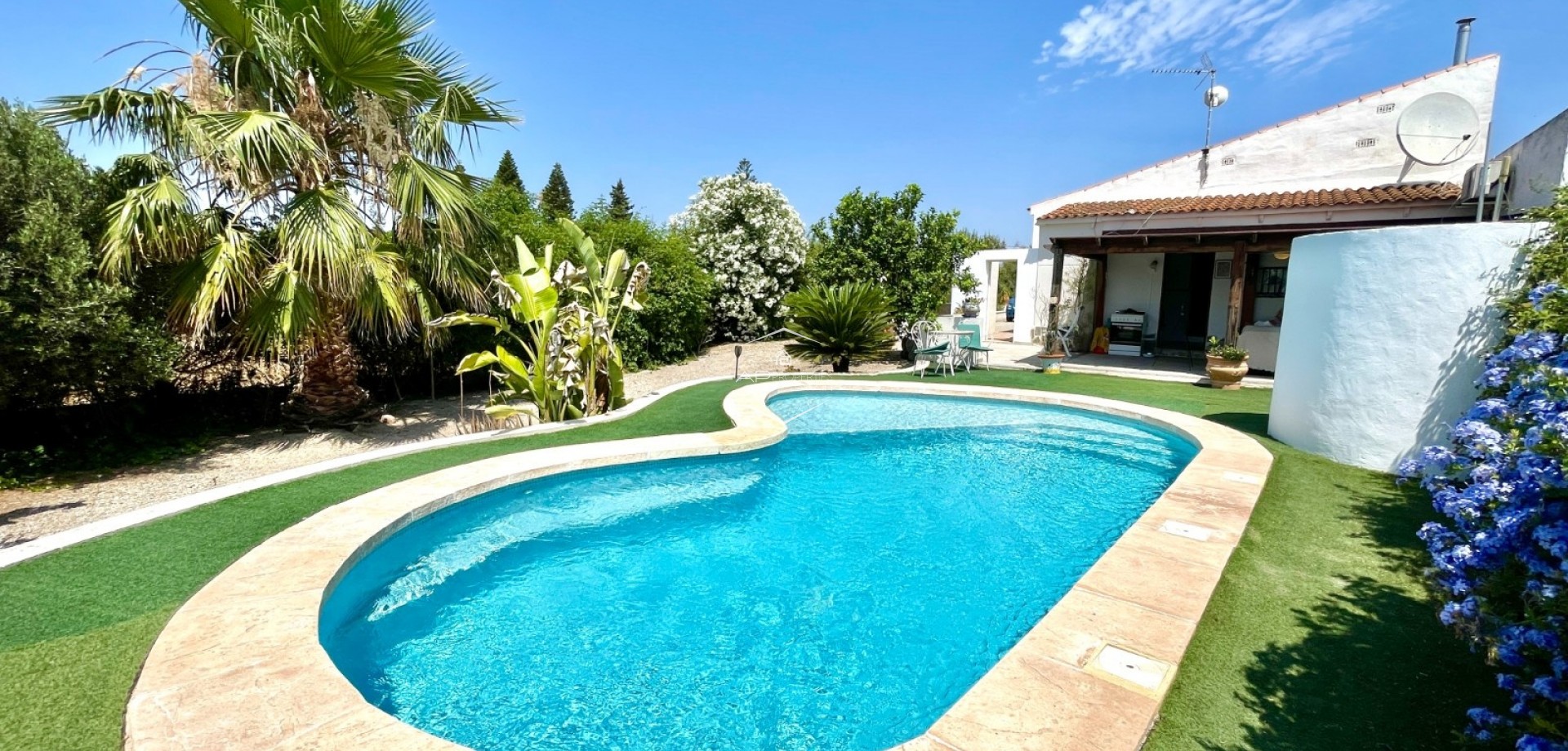 Revente - Villa - Indépendante -
Daya Nueva