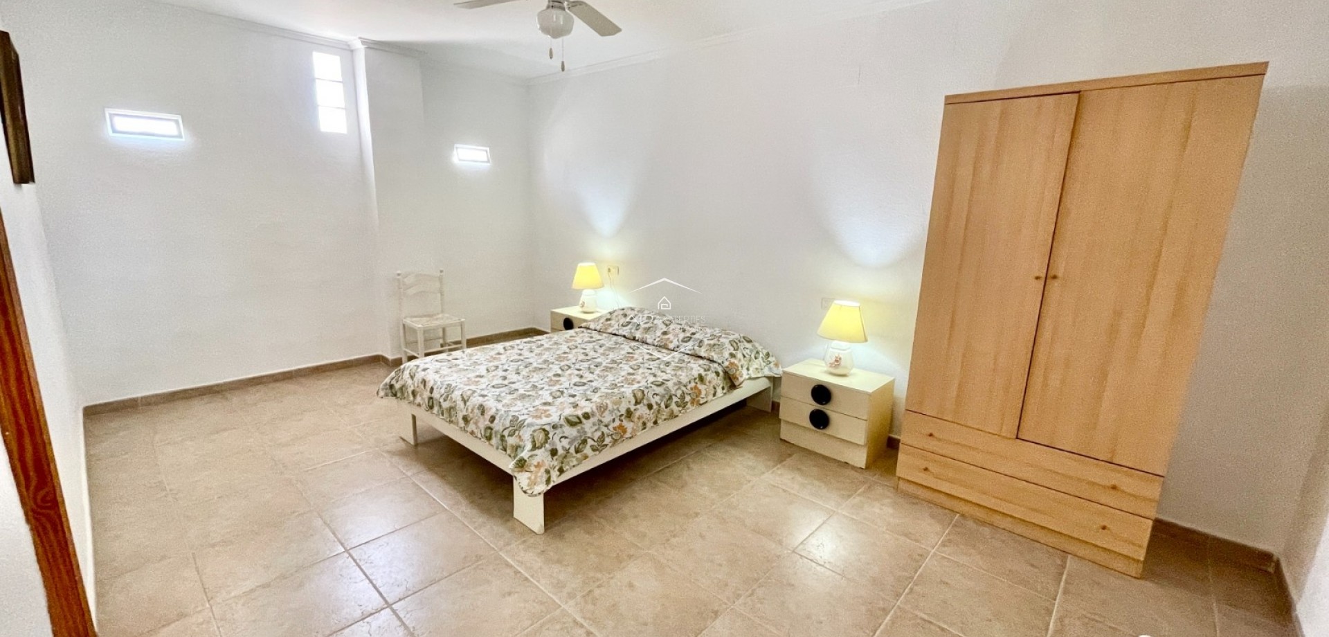 Revente - Villa - Indépendante -
Daya Nueva