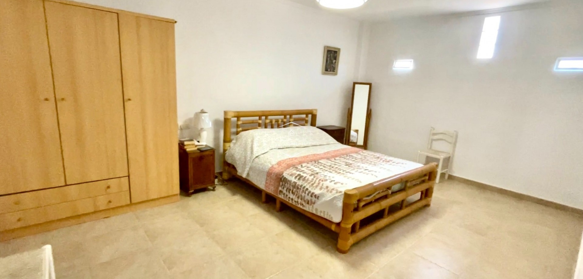 Revente - Villa - Indépendante -
Daya Nueva