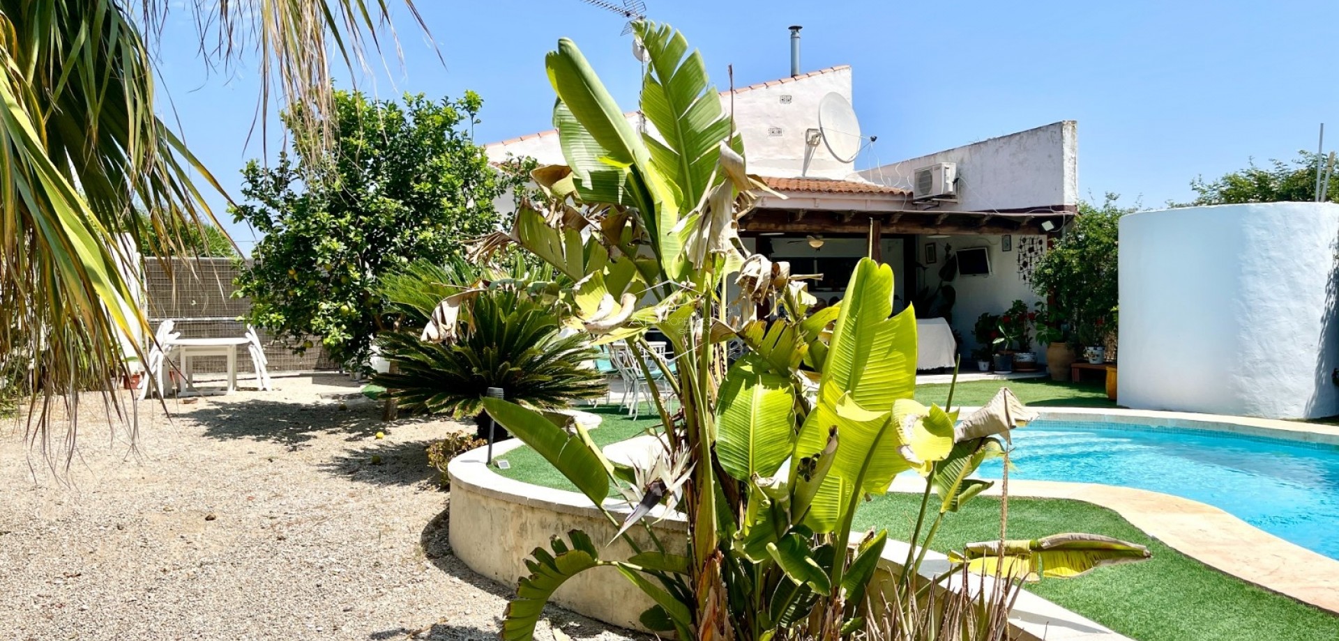 Revente - Villa - Indépendante -
Daya Nueva