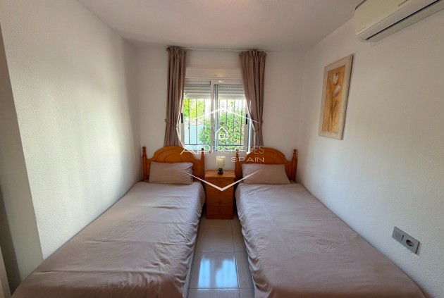 Odsprzedaż - Mieszkanie - Apartament -
Orihuela - Entre Naranjos - Vistabella Golf