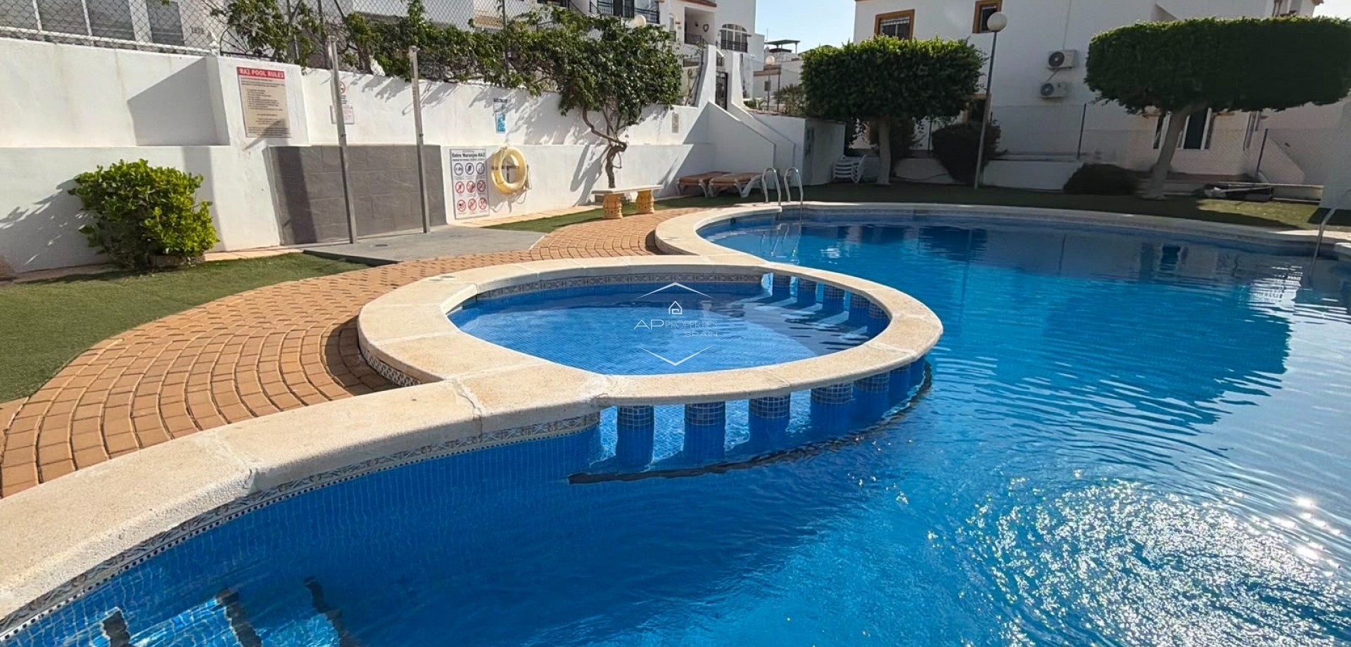Odsprzedaż - Mieszkanie - Apartament -
Orihuela - Entre Naranjos - Vistabella Golf