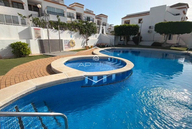 Odsprzedaż - Mieszkanie - Apartament -
Orihuela - Entre Naranjos - Vistabella Golf