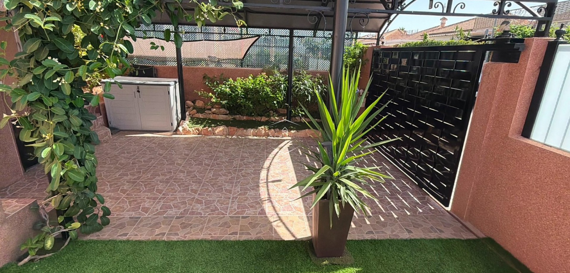 Resale - Villa - Detached -
Los Montesinos - La Herrada