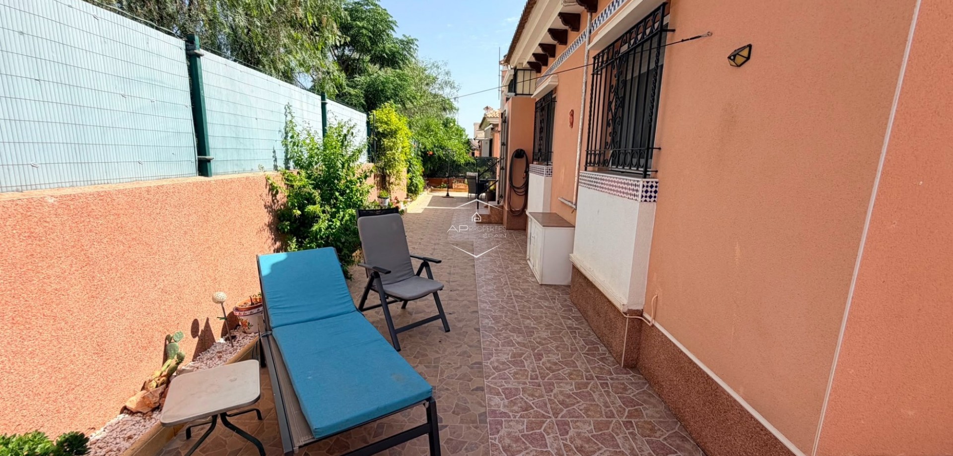 Resale - Villa - Detached -
Los Montesinos - La Herrada