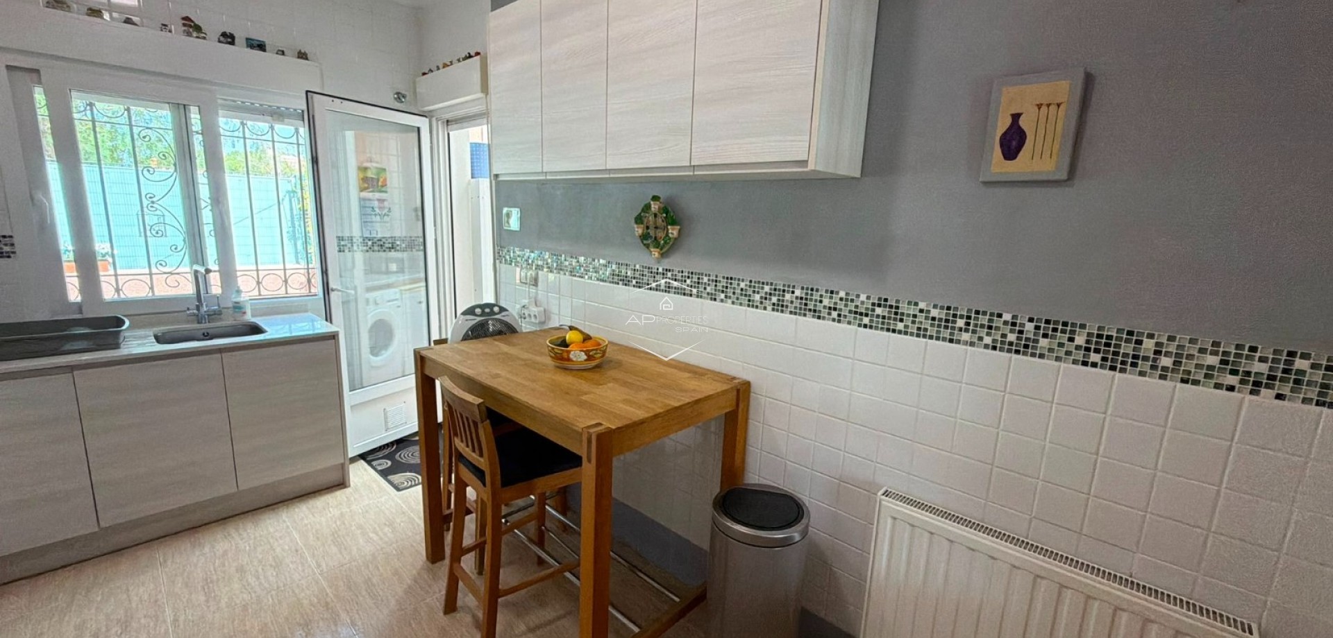 Resale - Villa - Detached -
Los Montesinos - La Herrada