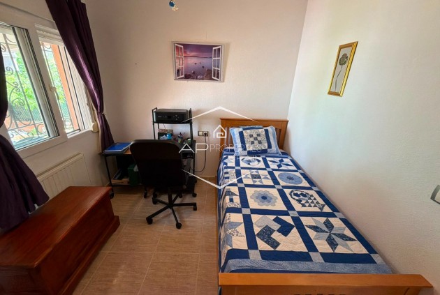 Resale - Villa - Detached -
Los Montesinos - La Herrada