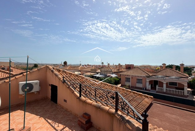 Resale - Villa - Detached -
Los Montesinos - La Herrada