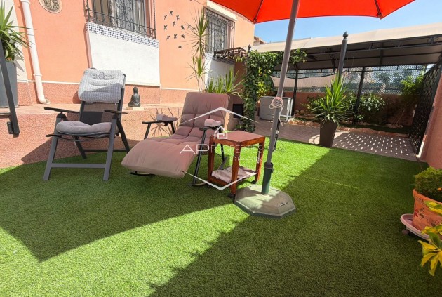Resale - Villa - Detached -
Los Montesinos - La Herrada