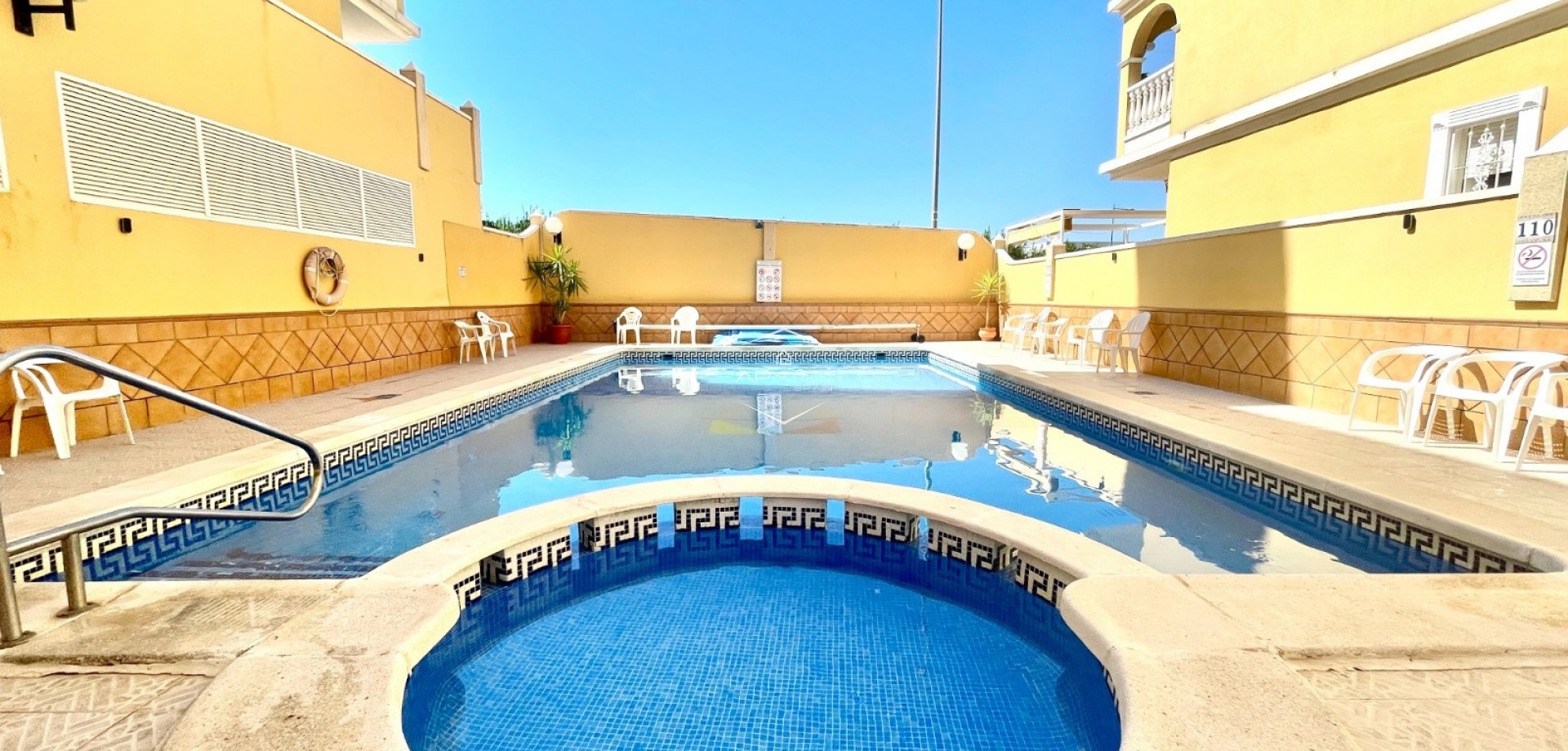 Revente - Appartement - Penthouse -
Algorfa