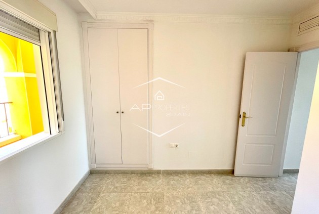 Revente - Appartement - Penthouse -
Algorfa