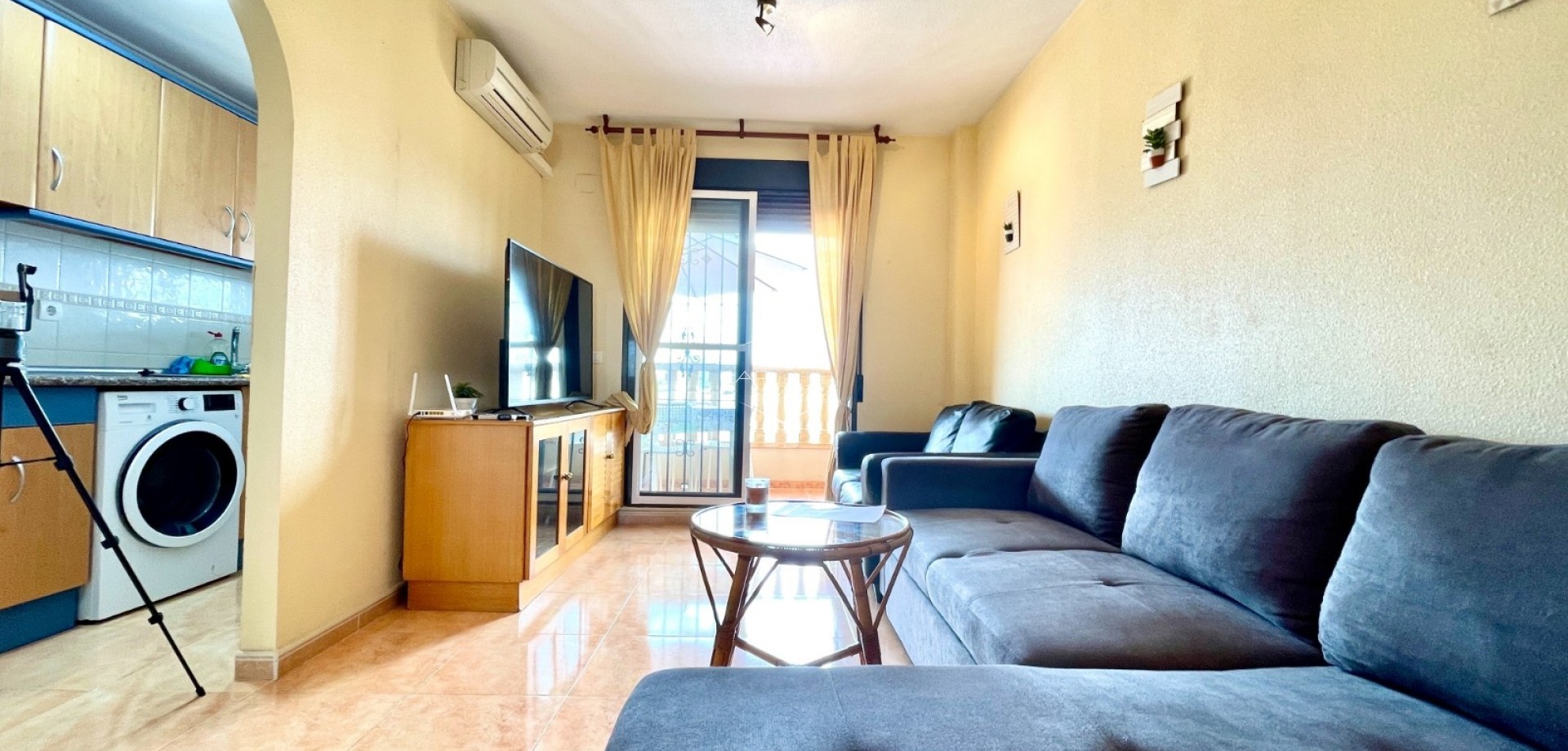Herverkoop - duplex -
Daya Nueva