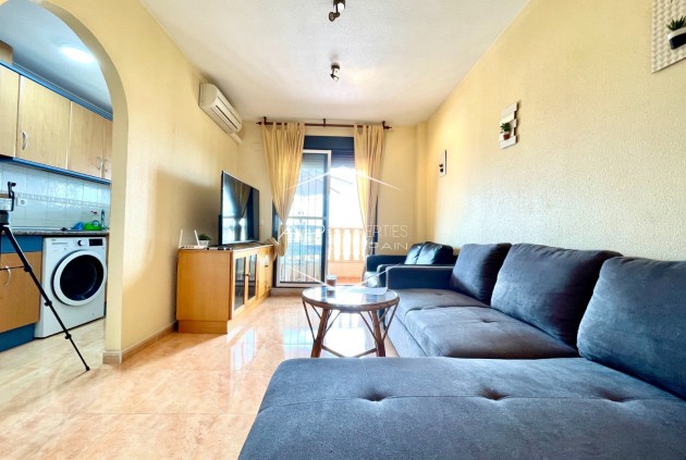 Herverkoop - duplex -
Daya Nueva