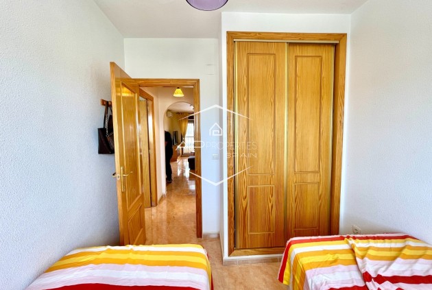 Herverkoop - duplex -
Daya Nueva