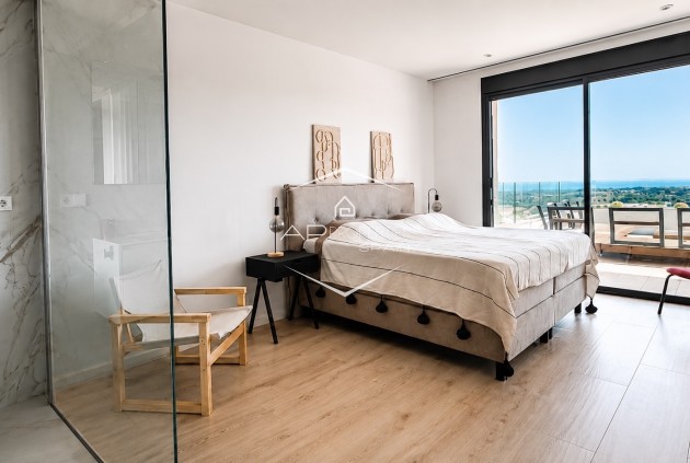 Resale - Apartment - flat -
Denia - La Xara - La Sella