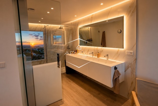 Resale - Apartment - flat -
Denia - La Xara - La Sella