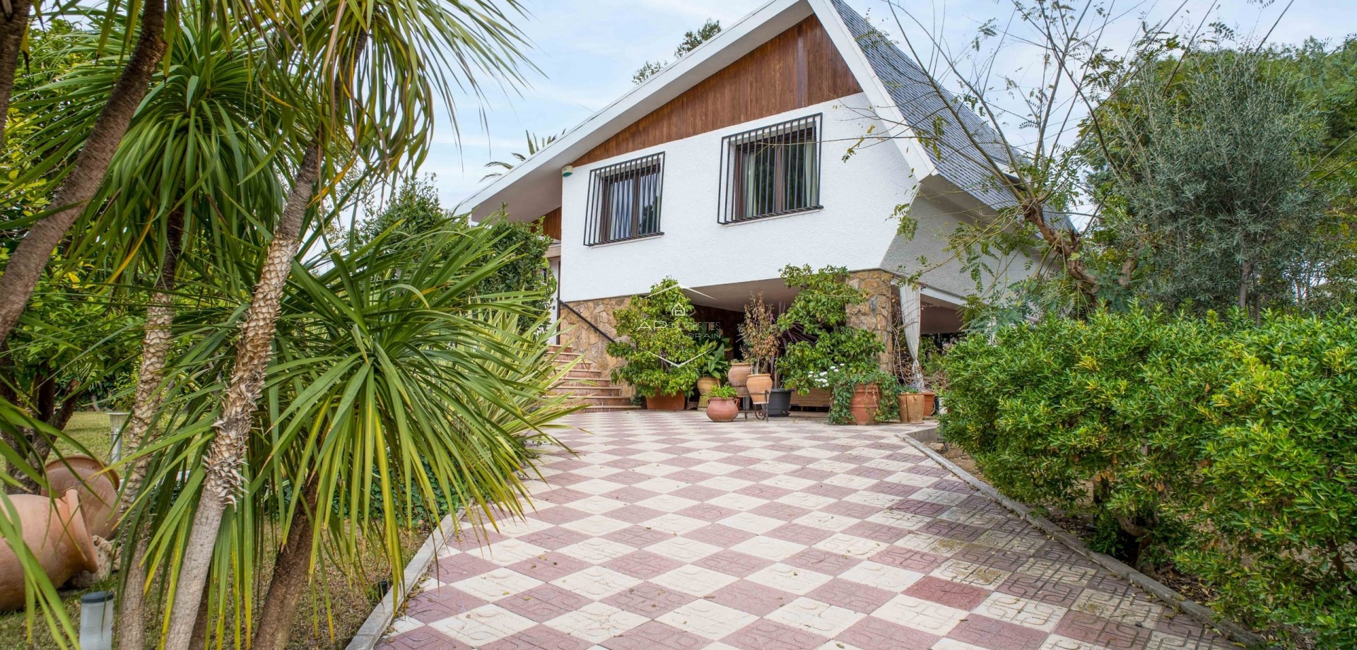 Revente - Villa - Indépendante -
Lloma Badada