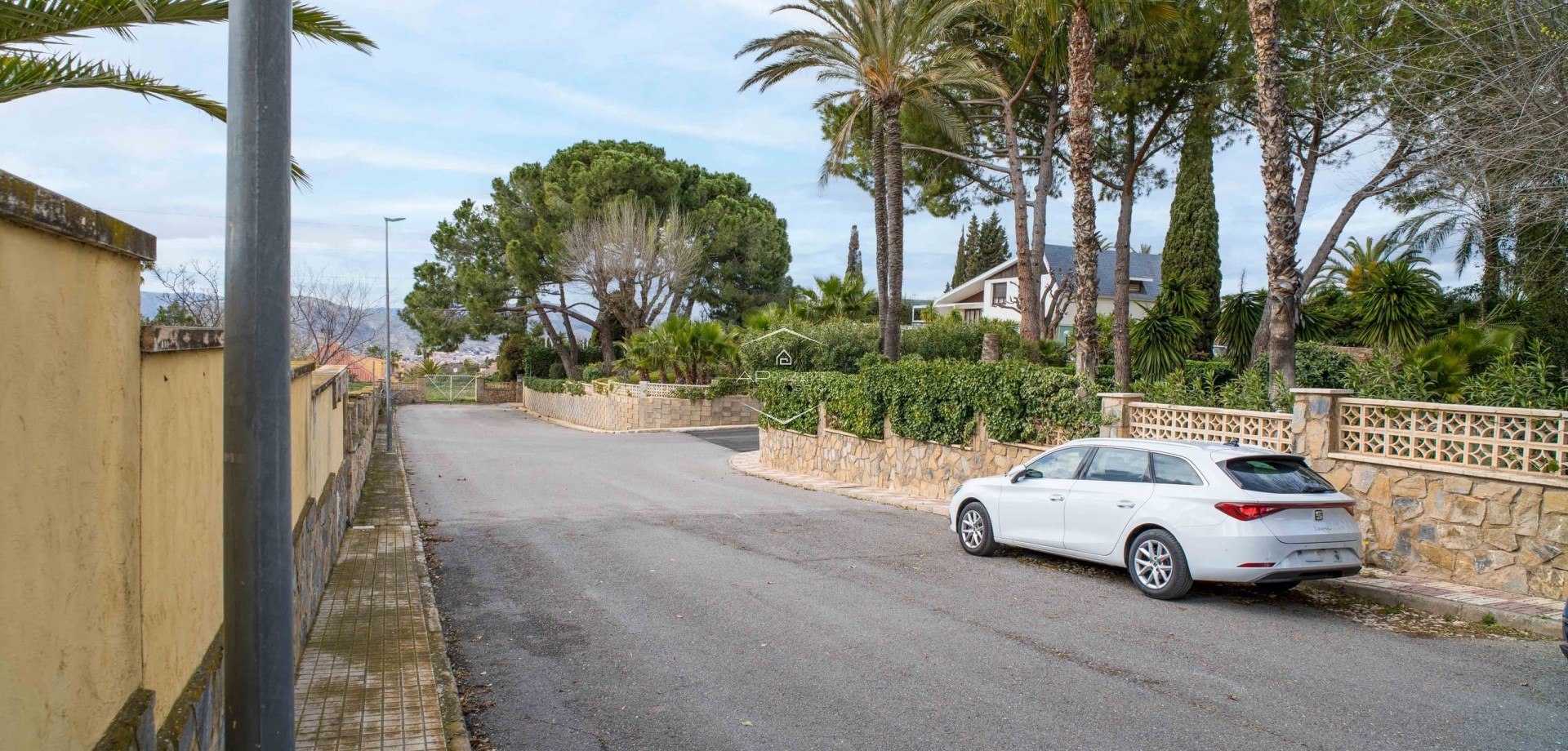 Revente - Villa - Indépendante -
Lloma Badada