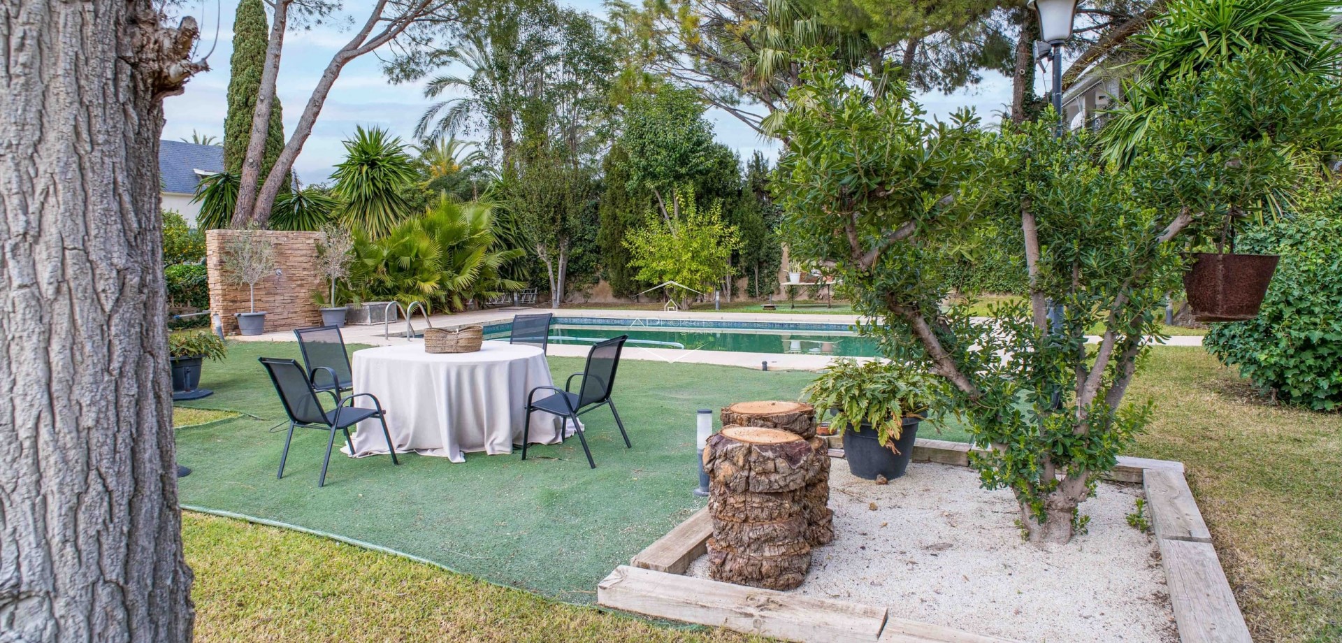 Revente - Villa - Indépendante -
Lloma Badada