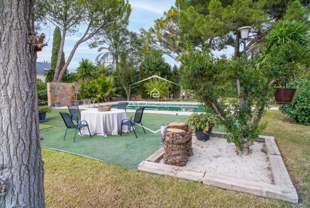Revente - Villa - Indépendante -
Lloma Badada