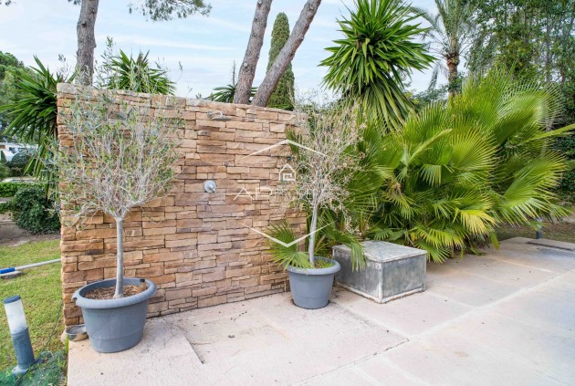 Revente - Villa - Indépendante -
Lloma Badada