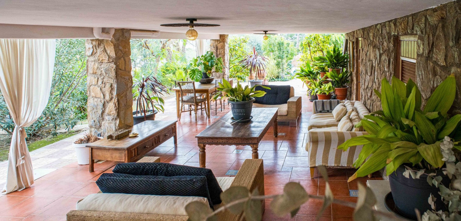 Revente - Villa - Indépendante -
Lloma Badada