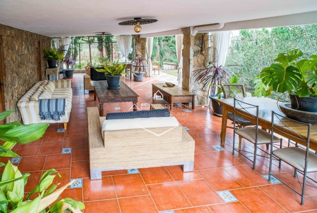 Revente - Villa - Indépendante -
Lloma Badada