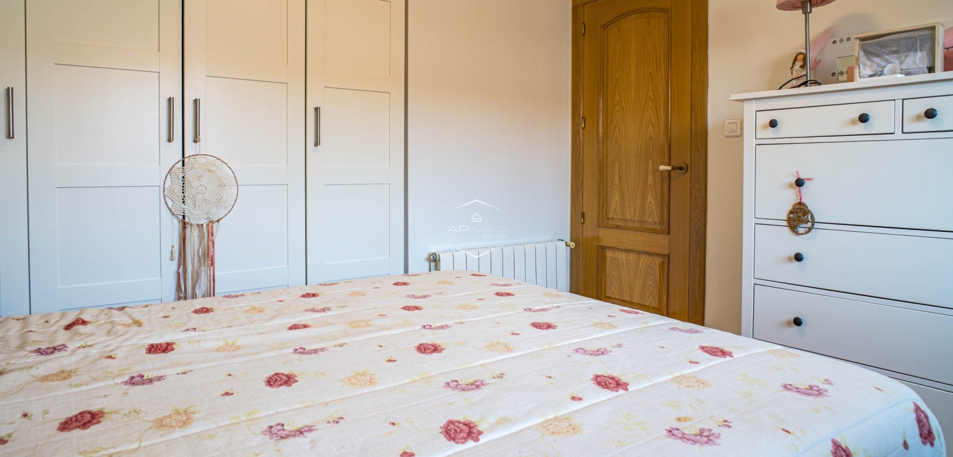Herverkoop - Villa - Vrijstaand -
Pinoso - CL SALINAS 10, 03650 EL PINOS