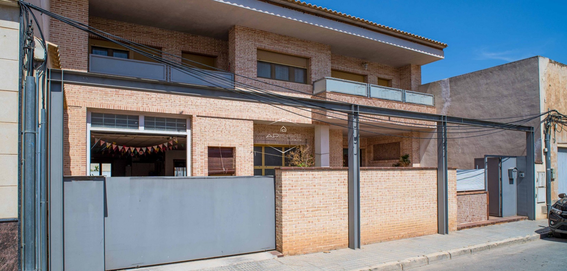 Herverkoop - Villa - Vrijstaand -
Pinoso - Calle Torrivieja 12