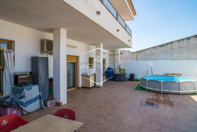 Herverkoop - Villa - Vrijstaand -
Pinoso - Calle Torrivieja 12