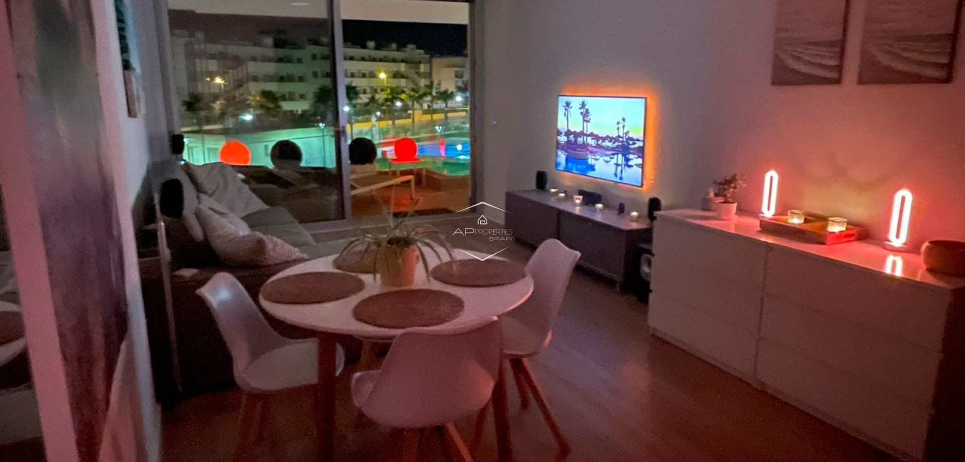 Odsprzedaż - Mieszkanie - Apartament -
Orihuela Costa