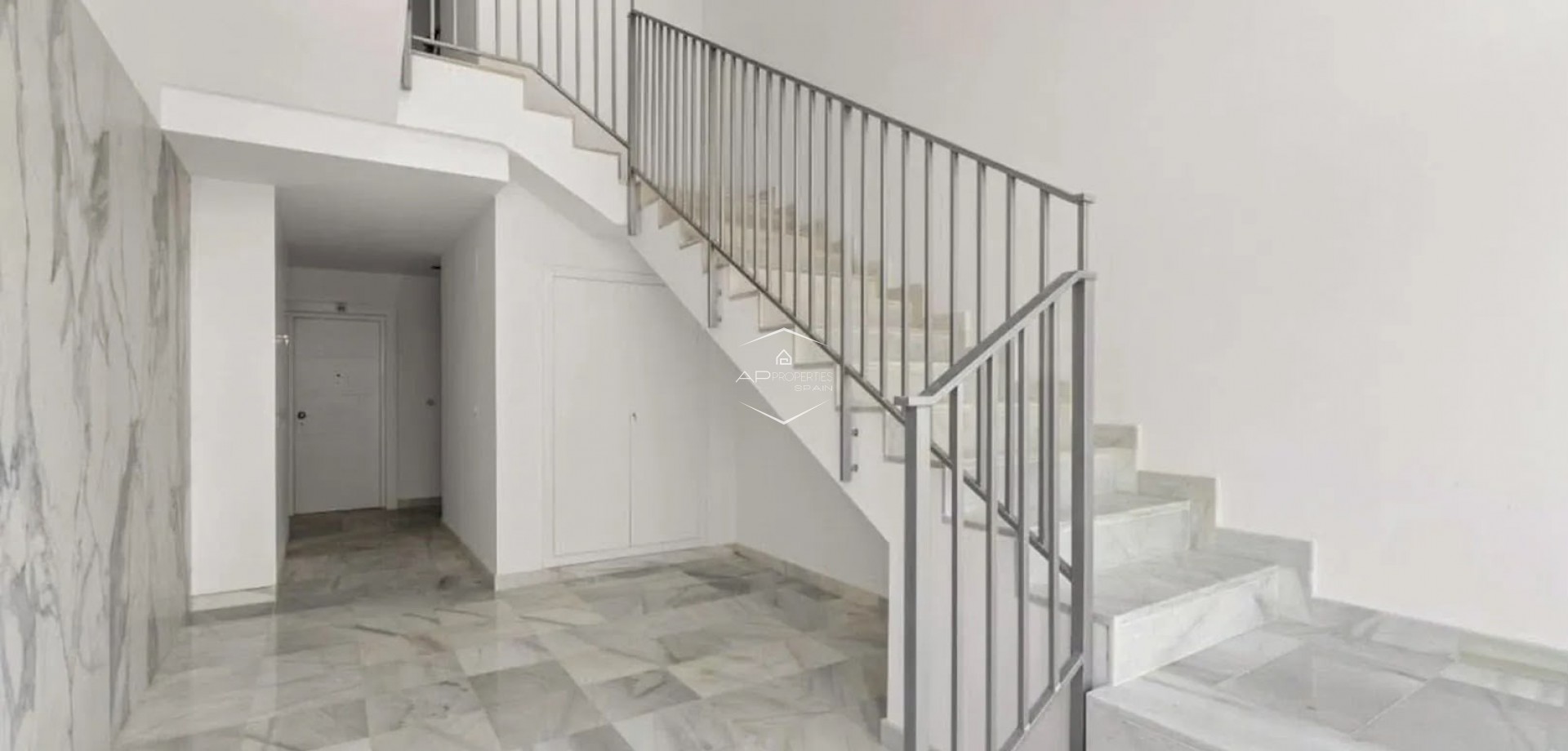 Odsprzedaż - Mieszkanie - Apartament -
Orihuela Costa