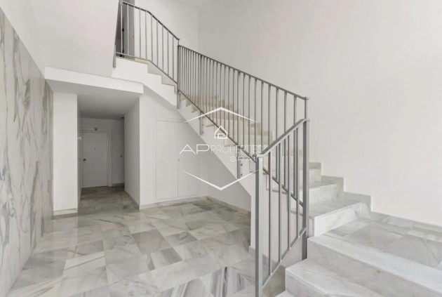Odsprzedaż - Mieszkanie - Apartament -
Orihuela Costa