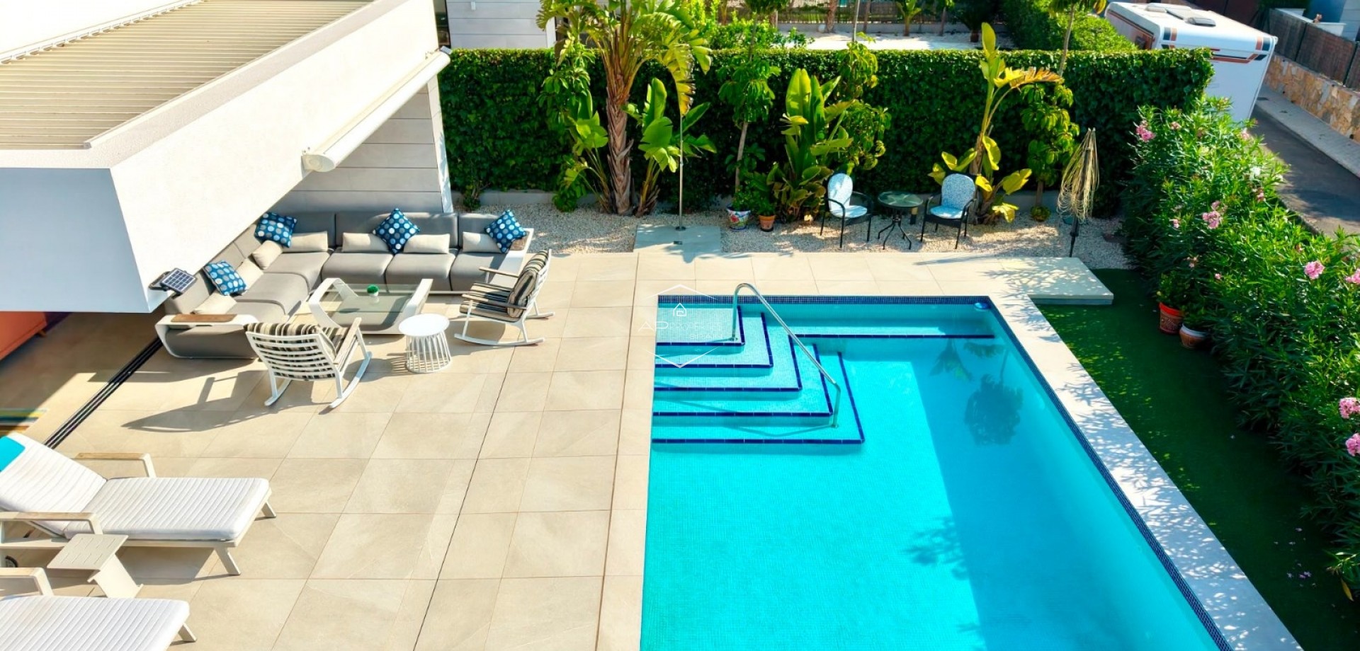 Resale - Villa - Detached -
Los Montesinos - La Herrada