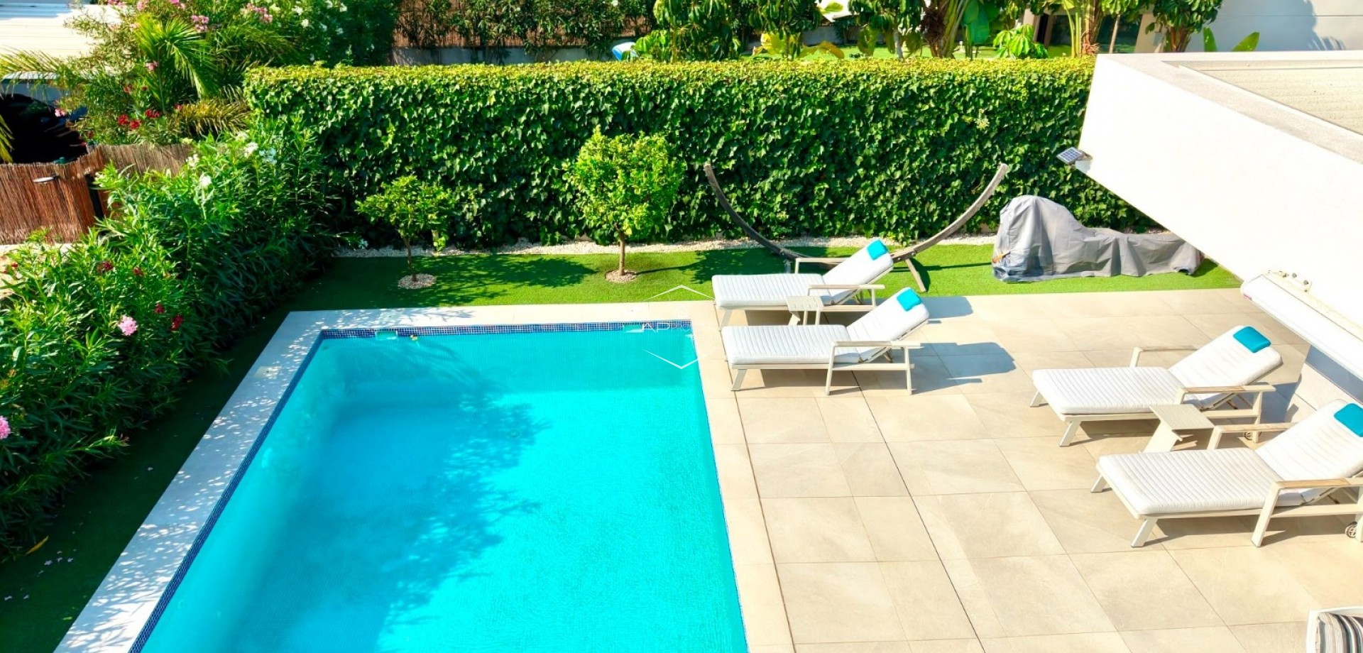 Resale - Villa - Detached -
Los Montesinos - La Herrada
