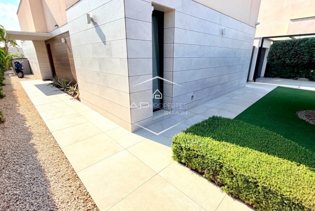 Resale - Villa - Detached -
Los Montesinos - La Herrada