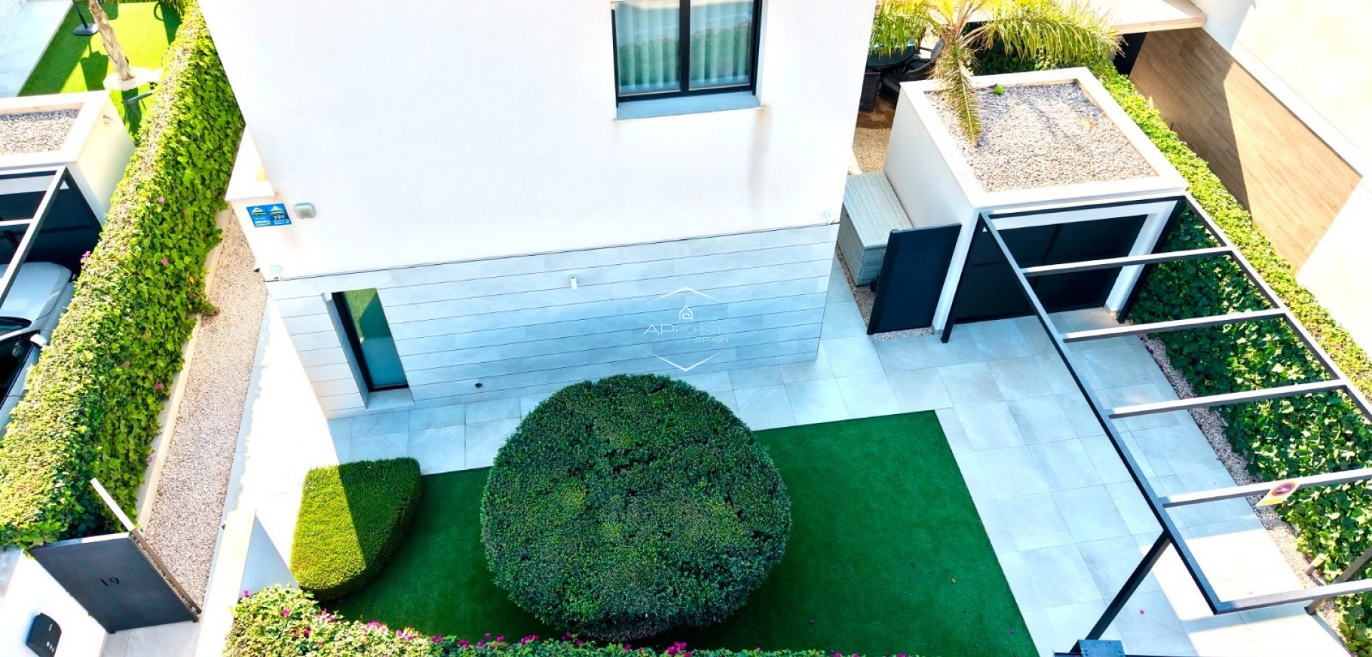 Resale - Villa - Detached -
Los Montesinos - La Herrada