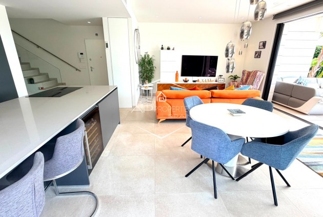 Resale - Villa - Detached -
Los Montesinos - La Herrada