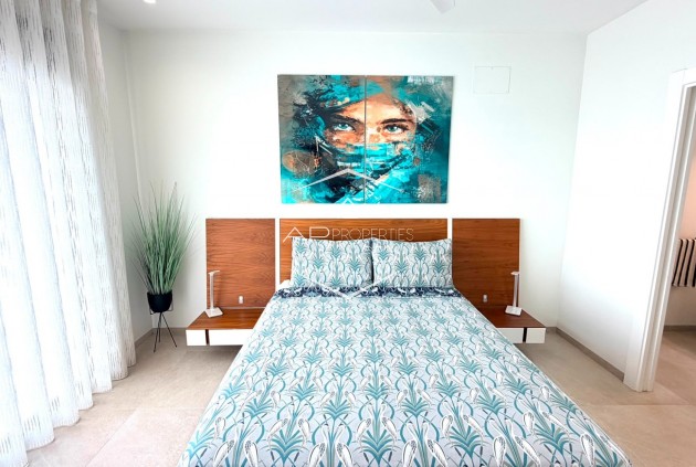 Resale - Villa - Detached -
Los Montesinos - La Herrada